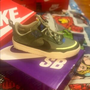 Nike Green and Black Sneakers with Reflective Detailing